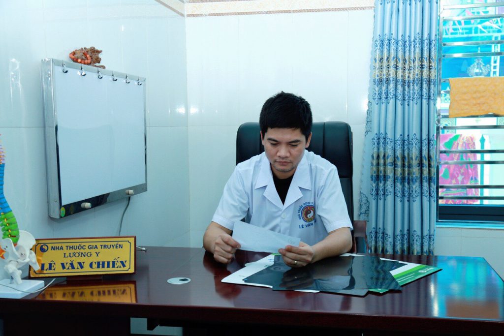 Lương y lê văn Chiến người kế nghiệp và bài thuốc Chữa trị bệnh xương khớp